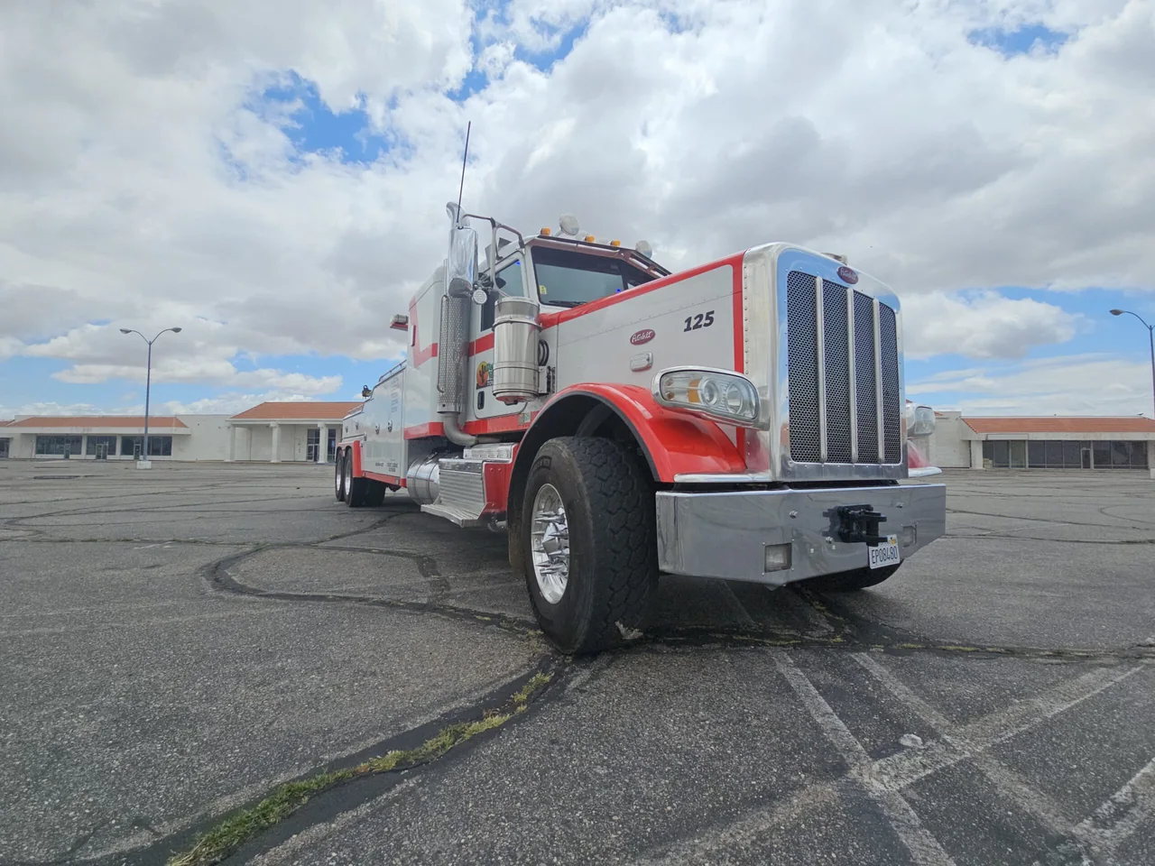 Desert Valley Towing heavy-duty wrecker ready for dispatch